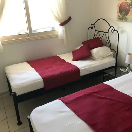 Royal Seacrest Apartament Paphos